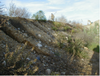 Erosion externe du parement aval suite à une crue.PNG