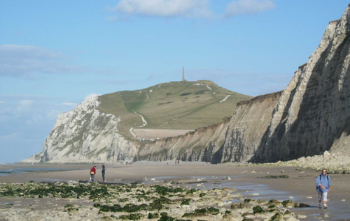 Vue sur le Grand Blanc Nez et le cran d'Escalles.bmp