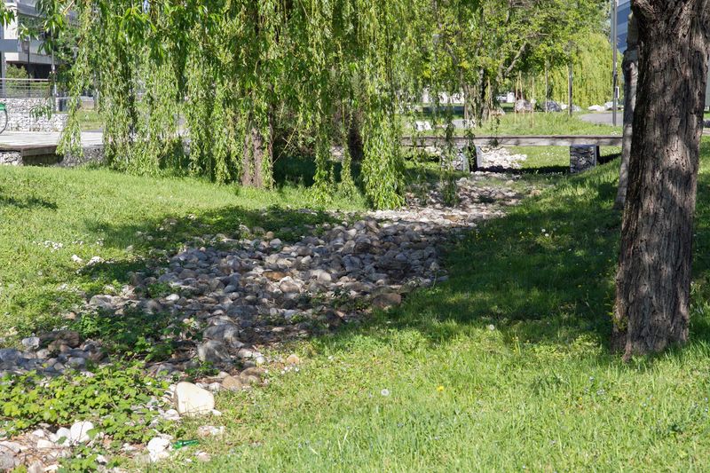 Fichier:Noue riviere seche bc.jpg