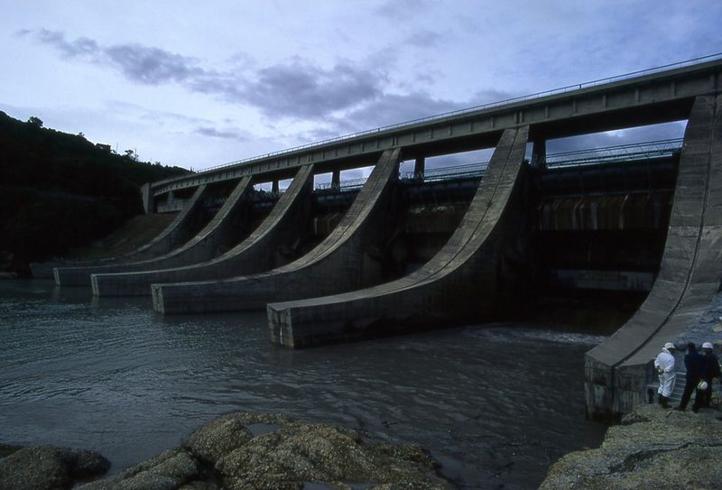 Fichier:Barrage mobile - cfbr.jpg