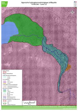 Hydrogéomorphologie surTsingoni 2-2.jpg