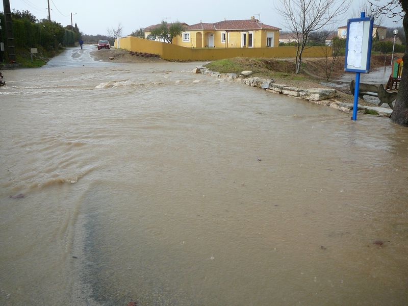 Fichier:DébordementFossés-PS1.jpg