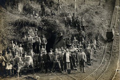 Patrimonio Industrial Minero El Bierzo2.jpg